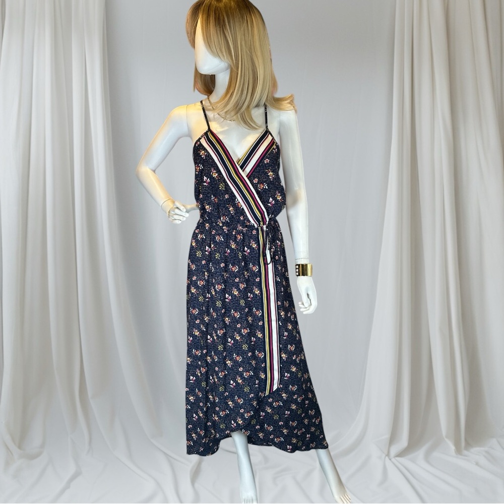 Spirit of Grace Chic High-Low Floral Dress with Striped Accent - Picture 11 of 11